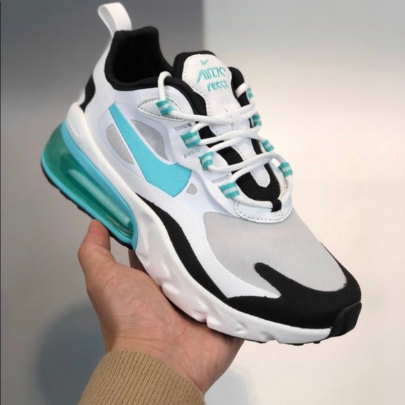 Women's Nike Air Max 270 React Shoes - Picture 10 of 10